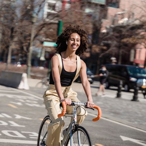 Biciescuela para mujeres. El pedaleo también es nuestro.