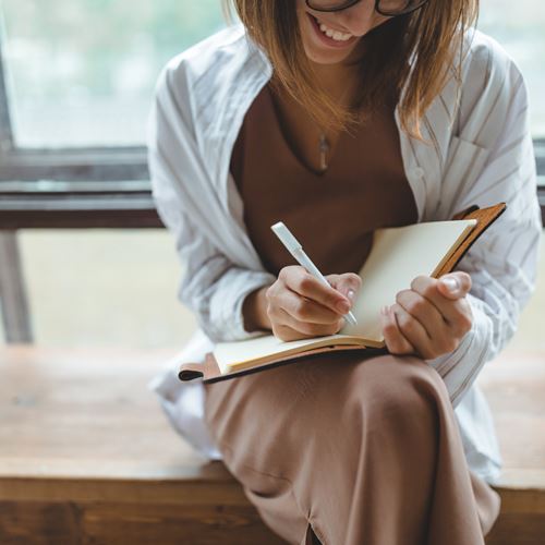 Escritura creativa y expresión artística