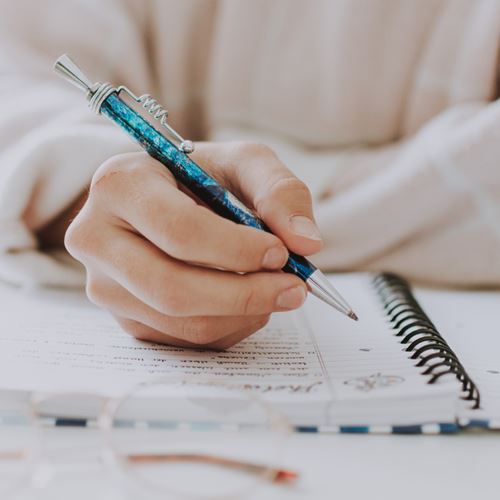 Escritura terapéutica: Palabras hacia mí misma.