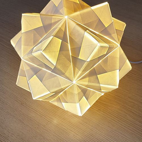 LLUM ORIGAMI