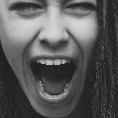 Mujeres detrás de la lente: Fotografía y edición con mirada propia